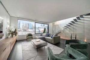 Small House - Award Winning Surry Hills