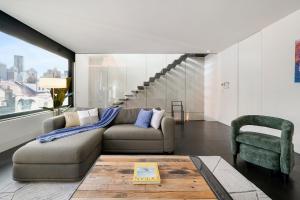 Small House - Award Winning Surry Hills