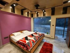 Meenakshi guest house