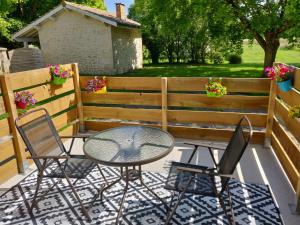 B&B / Chambres d'hotes Chambres d'Hotes Chateau Pierre de Montignac : photos des chambres