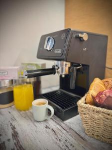 Central Comfort Stay & Free Parking