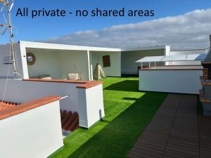 Luxury Penthouse BBQ Chill out terrace