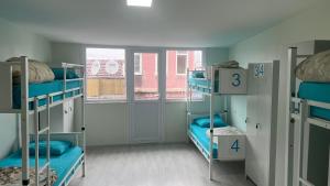 XALİLA HOSTEL & CAFE, MENs ROOM, BEST IN ISTANBUL ,