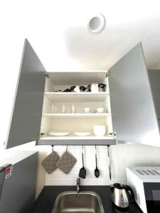 С12 Title Naiyang Ватсап669З5В2I976