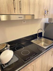 Flat For holiday with Manila Bay View with Netflix