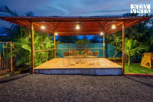 StayVistas Silver Leaf - Pet Friendly & Private Pool