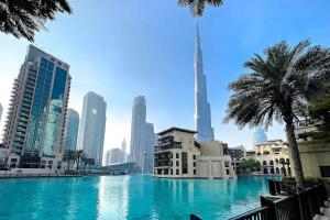 Luxury 2BR- Pool with Burj View- 2 Min to Dubai Mall