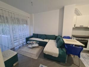 Apartament Gjiri Lalzit San Pietro