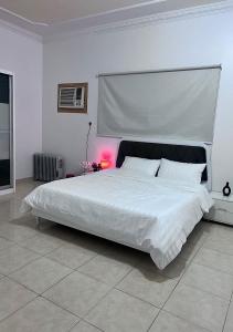 شقة ورد الخزامى