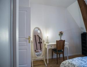 Appartements Les Grisettes -Charme et Histoire -Prox Cathedrale : photos des chambres
