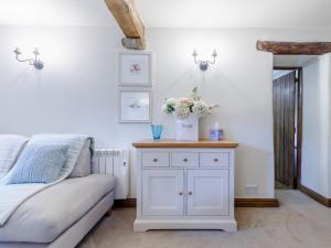 2 Bed in Longnor 78661