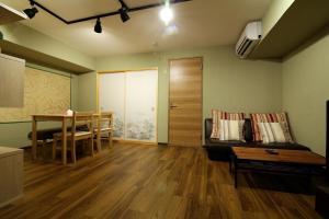 Best Value 2BR that Sleep 6, Quiet neighborhood, Close to Metro