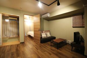 Best Value 2BR that Sleep 6, Quiet neighborhood, Close to Metro