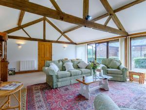 2 Bed in Kinnerton CHL34