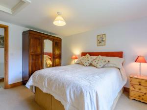 2 Bed in Kinnerton CHL34