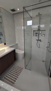 Quiet enclosed modern villa