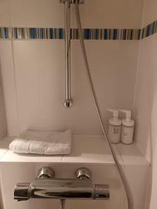 Appartements Appartement a Orleans au calme avec parking gratuit, balcon et ascenseur : photos des chambres