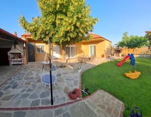 Christina Apartments