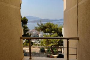 Eastwest Seaview Apartments