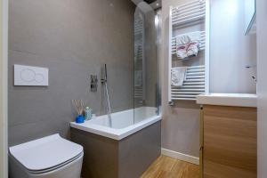 Milan nanna B&B, metro M3,IEO, Duomo COLAZIONE INCLUSA