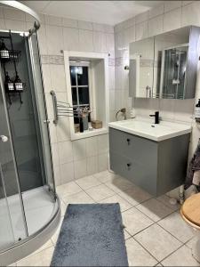 Cozy rooms with private bathroom close to Hønefoss