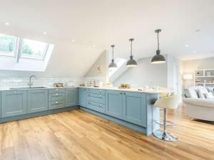 3 Bed in Aberdovey 86932