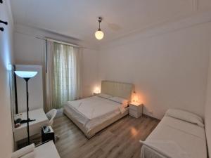 Casa nel centro della città - House in the city center-Casa nel centro della città