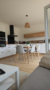 Appartements Maison proche ville, proche gare : photos des chambres