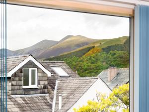 4 Bed in Keswick SZ267