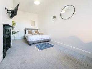 Contractors Choice - Quiet, Free Parking