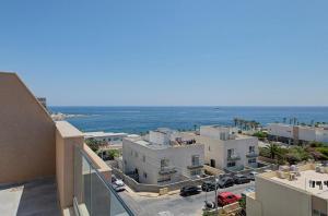 Seaview 3BR Penthouse Escape with Terrace Views by 360 Estates