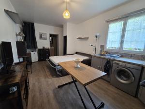 Studio en bas de villa