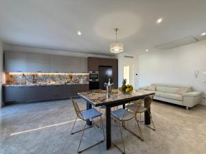 Amira Star Luxury Penthouse