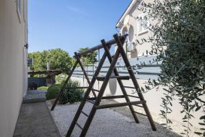 Villa Castagna near the Sea with Private Pool and Sauna