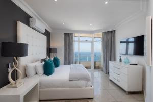 1402 Oyster Schelles - by Stay in Umhlanga