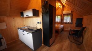 Glamping Avantura- a natural getaway by the Kolpa River 