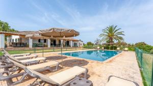 Salicos House by LovelyStay