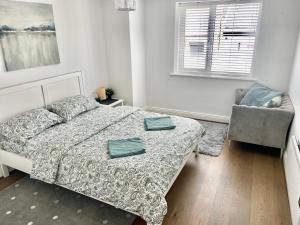 Dooblin Best Central Room