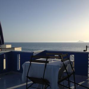 Two-Bedroom Apartment with Sea View (4 Adults)