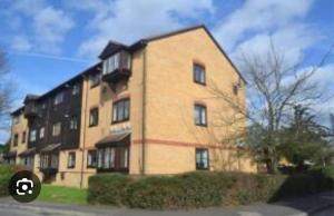 2 bed flat - TW7 4NH