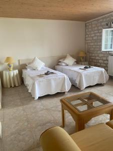 B&B / Chambres d'hotes La Cour des Cloches : photos des chambres