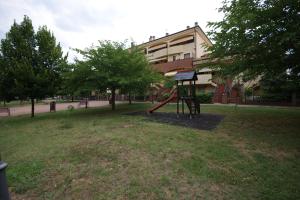 86 Trilocale con ingresso indipendente