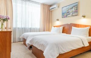 PecherSky Hotel