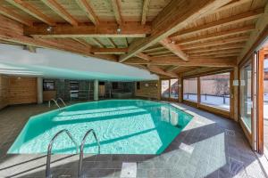 Appartements Cozy 4 bedroom duplex apartment, spa residence : photos des chambres