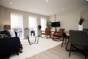 Casa 1 - Cardiff Bay - 2 Bed Apartment w Parking