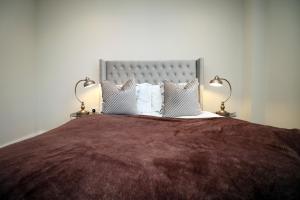 Casa 4 - 2 BR Apartment with Balcony and Parking