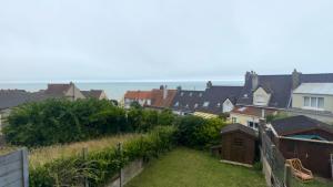 Maisons de vacances Maison avec Vue Mer, Terrasse & Jardin a 2 min de la Plage : photos des chambres