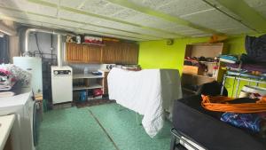 Maisons de vacances Maison avec Vue Mer, Terrasse & Jardin a 2 min de la Plage : photos des chambres