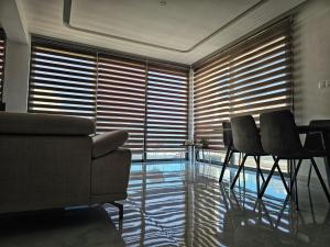 Seaview Business Hub Apartment