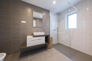 Beach Condominium 27 by Destination Algarve